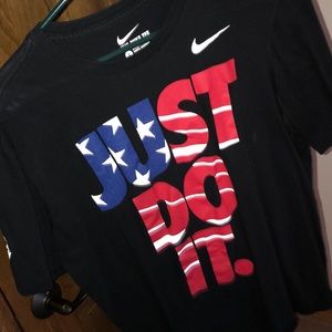 Nike Olympic Just do it tee size L